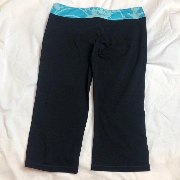 Lululemon Crops - Picture 8 of 10
